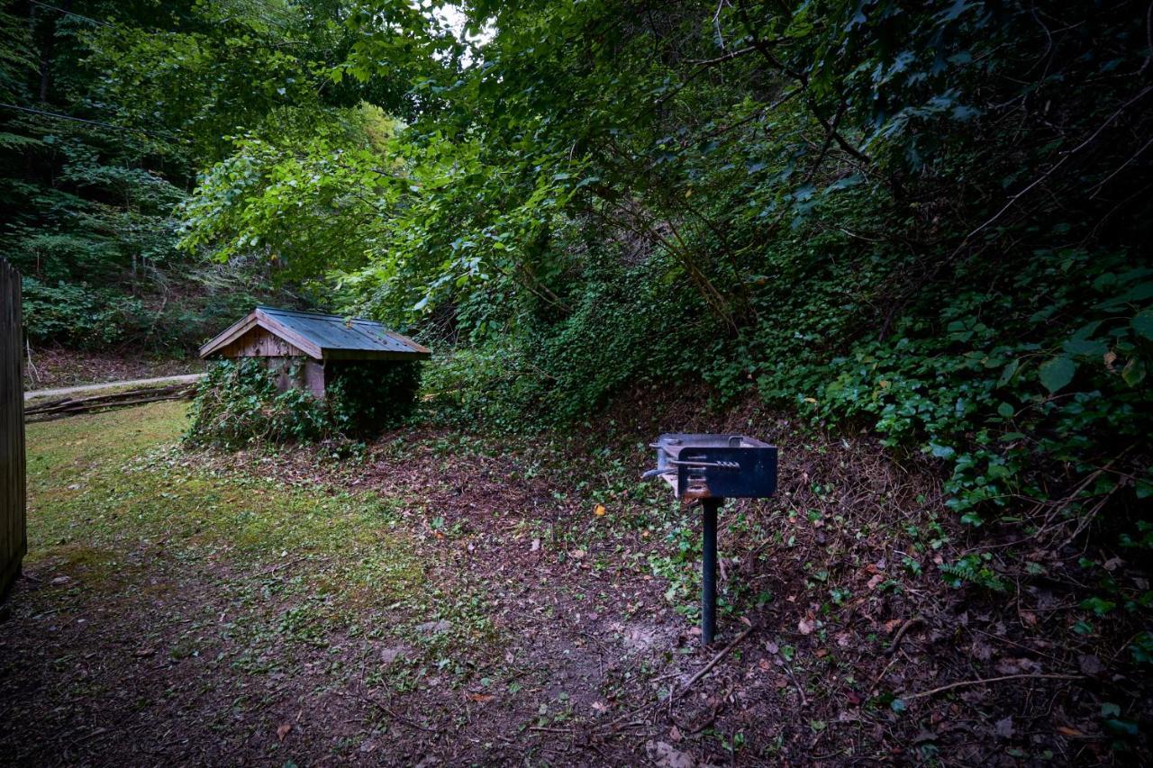 A Cabin In The Woods Pigeon Forge Exterior foto