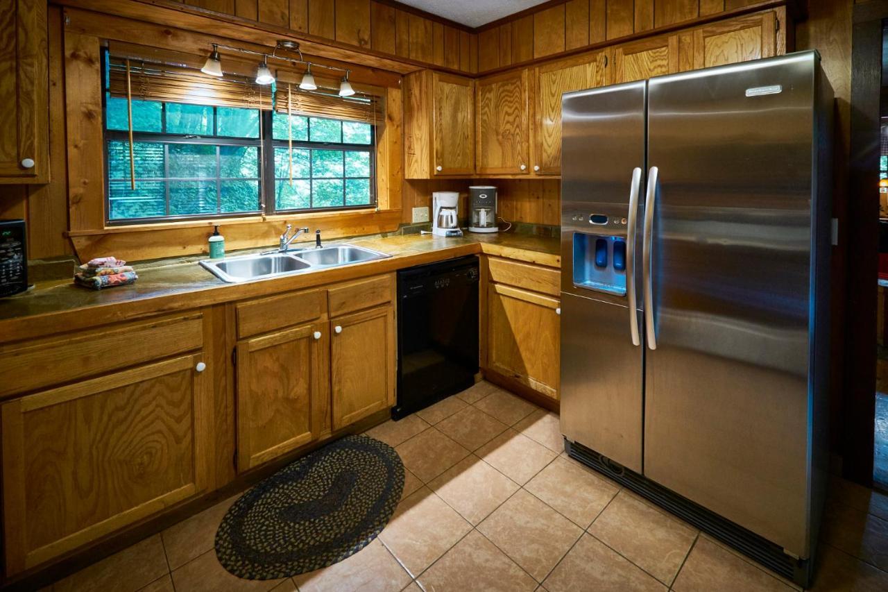 A Cabin In The Woods Pigeon Forge Exterior foto